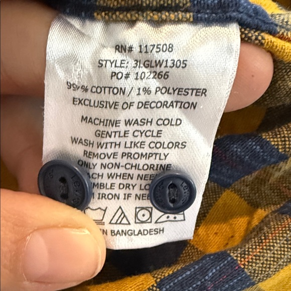 Levi's Men's Mustard and Navy Plaid Shirt - Picture 4 of 4